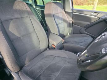 Volkswagen Tiguan 2.0 TDI BlueMotion Tech Match DSG 4WD Euro 5 (s/s) 5dr