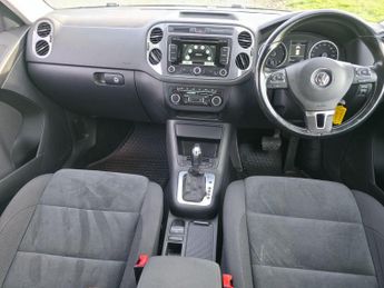 Volkswagen Tiguan 2.0 TDI BlueMotion Tech Match DSG 4WD Euro 5 (s/s) 5dr