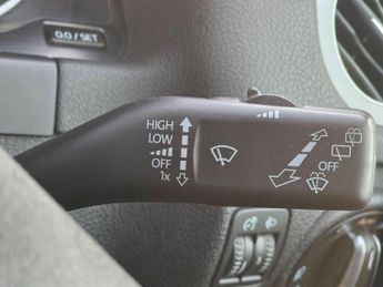 Volkswagen Tiguan 2.0 TDI BlueMotion Tech Match DSG 4WD Euro 5 (s/s) 5dr