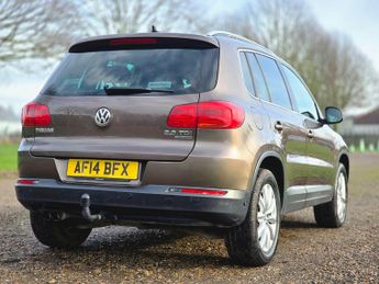 Volkswagen Tiguan 2.0 TDI BlueMotion Tech Match DSG 4WD Euro 5 (s/s) 5dr