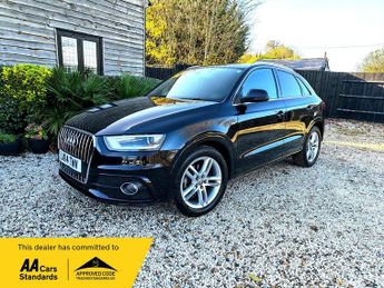 Audi Q3 2.0 TFSI S line SUV 5dr Petrol S Tronic quattro Euro 5 (s/s) (17