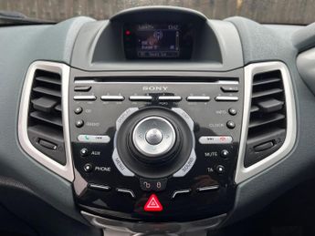Ford Fiesta 1.4 Titanium 5dr