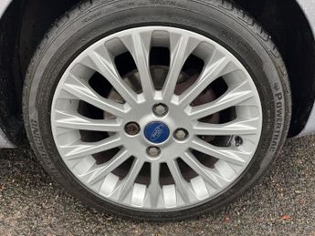 Ford Fiesta 1.4 Titanium 5dr