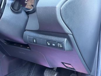 Toyota Corolla 2.0 VVT-h Excel CVT Euro 6 (s/s) 5dr