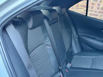 Toyota Corolla 2.0 VVT-h Excel CVT Euro 6 (s/s) 5dr