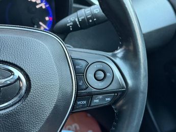 Toyota Corolla 2.0 VVT-h Excel CVT Euro 6 (s/s) 5dr