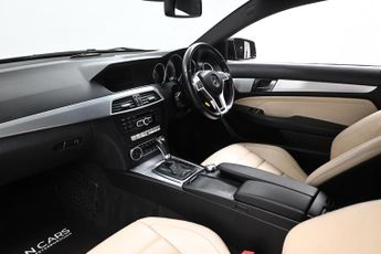 Mercedes-Benz C Class 2.1 C220 CDI BlueEfficiency AMG Sport Edition 125 G-Tronic+ Euro