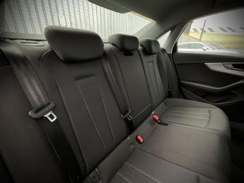 Audi A4 TECHNIK 30 TDI S-A