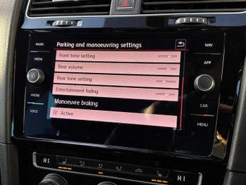 Volkswagen Golf 2.0 TSI GTI DSG Euro 6 (s/s) 5dr