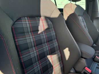 Volkswagen Golf 2.0 TSI GTI DSG Euro 6 (s/s) 5dr
