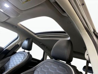 Ford Mondeo 2.0 TiVCT Vignale CVT 6Spd Euro 6 (s/s) 4dr