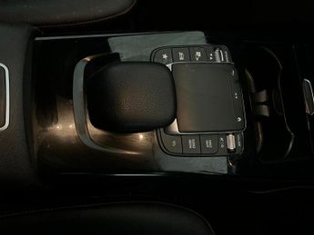 Mercedes-Benz A Class 1.3 A180 AMG Line (Executive) 7G-DCT Euro 6 (s/s) 4dr