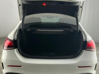 Mercedes-Benz A Class 1.3 A180 AMG Line (Executive) 7G-DCT Euro 6 (s/s) 4dr