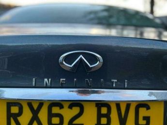 Infiniti M 3.5 35h V6 GT Premium Auto Euro 5 (s/s) 4dr