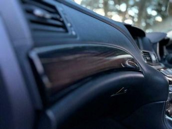 Infiniti M 3.5 35h V6 GT Premium Auto Euro 5 (s/s) 4dr