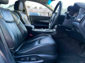 Infiniti M 3.5 35h V6 GT Premium Auto Euro 5 (s/s) 4dr