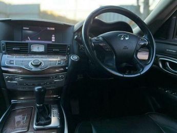 Infiniti M 3.5 35h V6 GT Premium Auto Euro 5 (s/s) 4dr