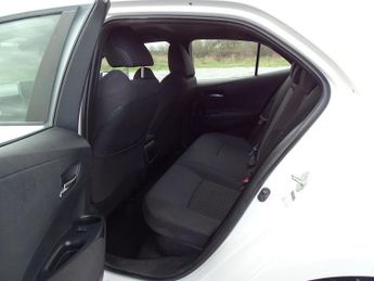 Toyota Corolla 1.8 VVT-h Icon CVT Euro 6 (s/s) 5dr