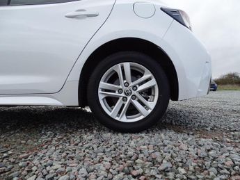 Toyota Corolla 1.8 VVT-h Icon CVT Euro 6 (s/s) 5dr