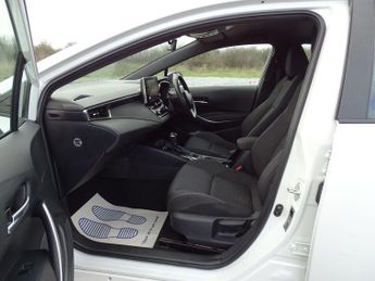 Toyota Corolla 1.8 VVT-h Icon CVT Euro 6 (s/s) 5dr