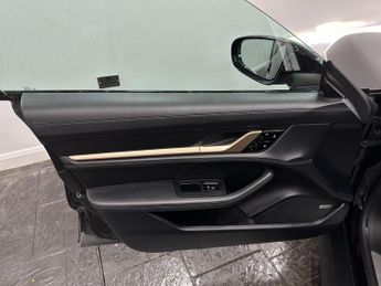 Porsche Taycan Performance Plus 93.4kWh 4S Saloon 4dr Electric Auto 4WD (571 ps