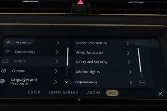 Land Rover Range Rover Evoque 2.0 D200 MHEV R-Dynamic S Auto 4WD Euro 6 (s/s) 5dr