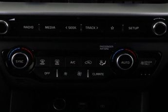 Kia Niro 1.6 GDi 2 DCT Euro 6 (s/s) 5dr