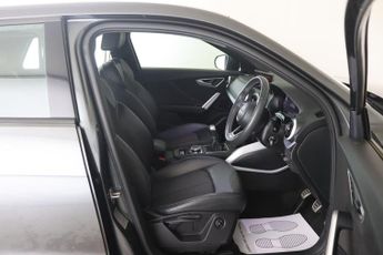 Audi Q2 1.0 TFSI 30 S line Euro 6 (s/s) 5dr