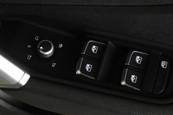 Audi Q2 1.0 TFSI 30 S line Euro 6 (s/s) 5dr