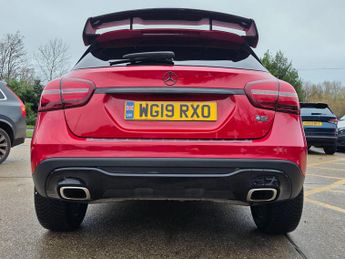 Mercedes-Benz GLA 1.6 GLA180 Urban Edition 7G-DCT Euro 6 (s/s) 5dr