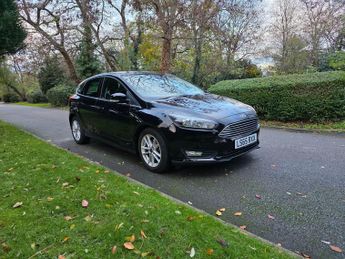 Ford Focus 1.6 Zetec Powershift Euro 6 5dr