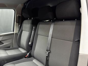 Volkswagen e-Transporter e 110 37.3kWh Advance Auto LWB 5dr