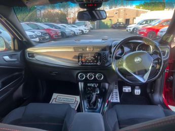 Alfa Romeo Giulietta 2.0 JTDM-2 Speciale TCT Euro 6 (s/s) 5dr