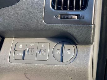 Hyundai i800 2.5 CRDi Style Auto Euro 5 5dr