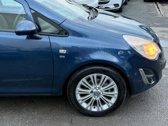 Vauxhall Corsa 1.4 16V SE Auto Euro 5 5dr