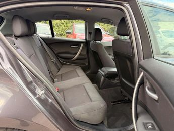 BMW 1 Series 1.6 116i SE Steptronic Euro 4 5dr