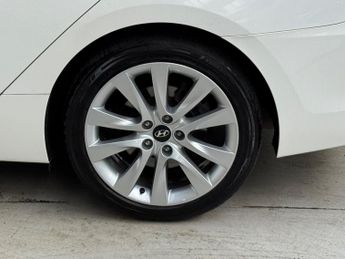 Hyundai i40 1.7 CRDi Premium Auto Euro 5 4dr