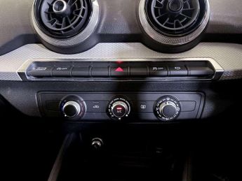 Audi Q2 1.0 TFSI 30 Technik Euro 6 (s/s) 5dr