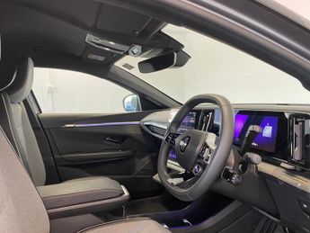 Renault Megane E-Tech comfort range 60kWh techno Auto 5dr (22kW Charger)