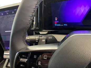 Renault Megane E-Tech comfort range 60kWh techno Auto 5dr (22kW Charger)