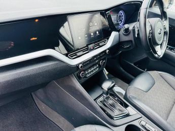 Kia Niro 1.6 GDi 2 DCT Euro 6 (s/s) 5dr