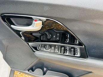 Kia Niro 1.6 GDi 2 DCT Euro 6 (s/s) 5dr