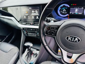 Kia Niro 1.6 GDi 2 DCT Euro 6 (s/s) 5dr