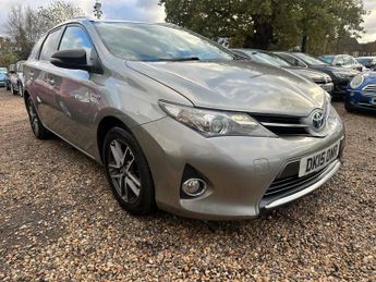 Toyota Auris 1.8 VVT-h Icon+ Touring Sports CVT Euro 5 (s/s) 5dr