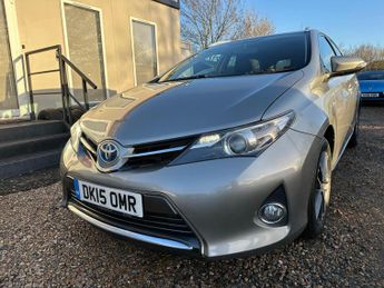 Toyota Auris 1.8 VVT-h Icon+ Touring Sports CVT Euro 5 (s/s) 5dr