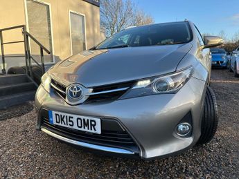 Toyota Auris 1.8 VVT-h Icon+ Touring Sports CVT Euro 5 (s/s) 5dr