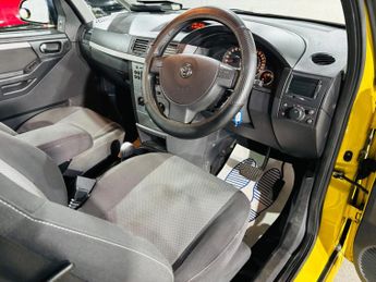 Vauxhall Meriva 1.6i 16v Design Easytronic 5dr (a/c)
