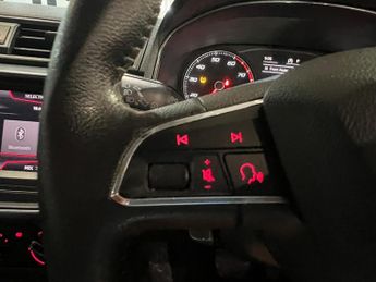 SEAT Arona 1.0 TSI SE DSG Euro 6 (s/s) 5dr