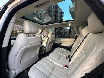 Land Rover Range Rover 3.0 TD V6 Vogue Auto 4WD Euro 6 (s/s) 5dr