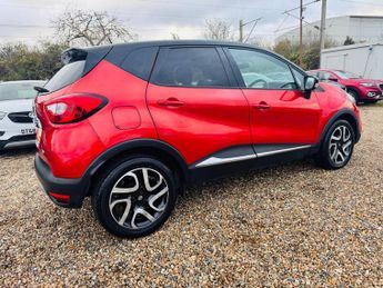 Renault Captur 1.2 TCe ENERGY Signature Nav Auto Euro 6 (s/s) 5dr
